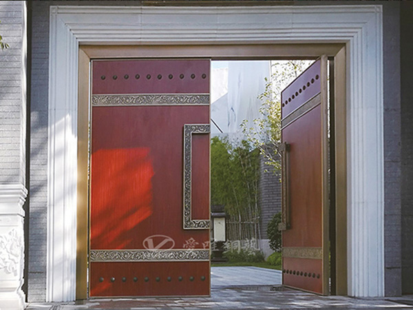 別墅銅門(mén)品牌愛(ài)唯銅藝的堅(jiān)持