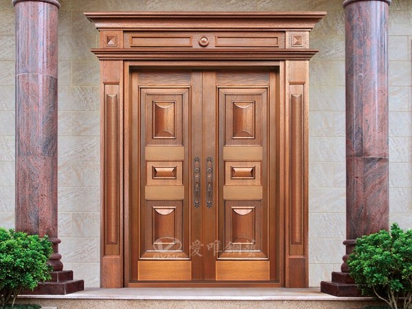 銅門廠家的銅門受別墅業主的歡迎