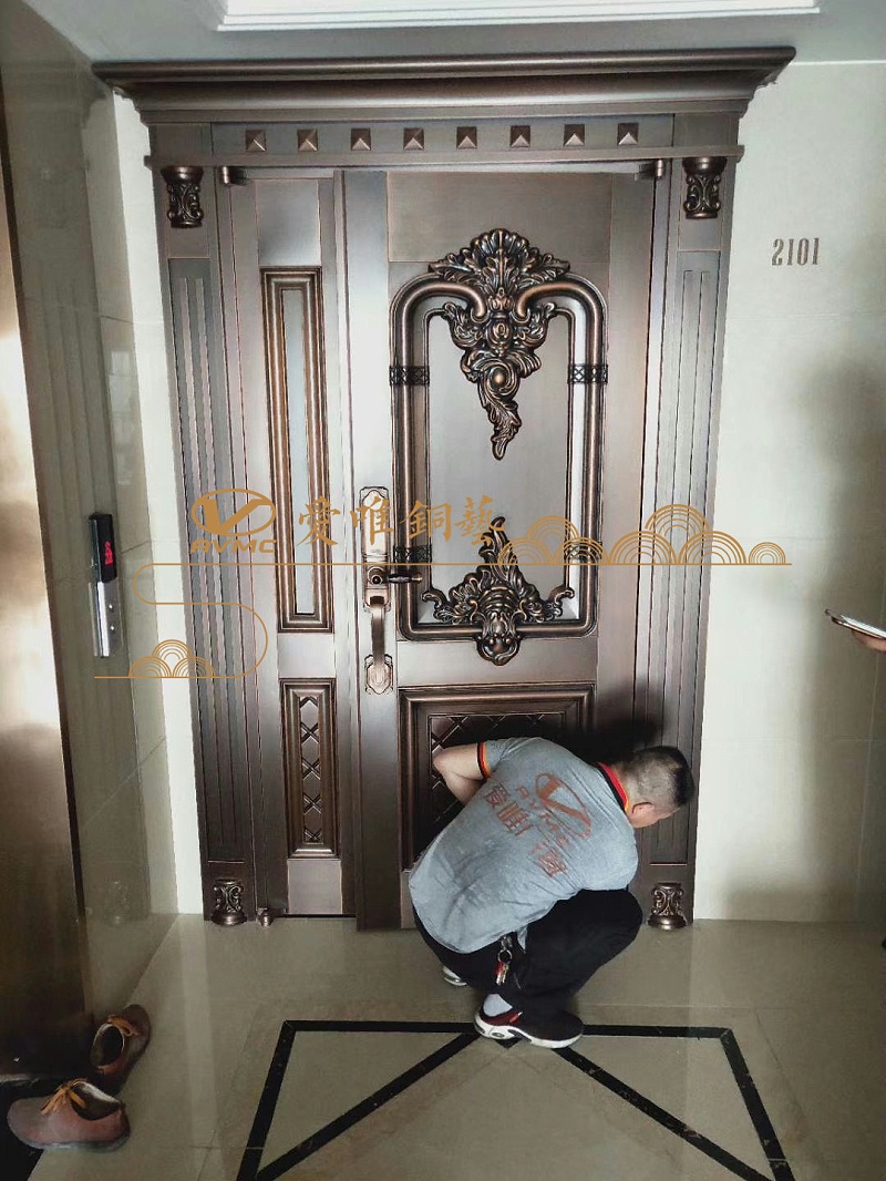 銅門(mén)廠家愛(ài)唯銅藝